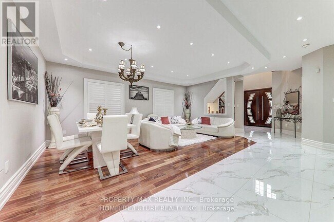 Building Photo - 28 Billancourt Cres