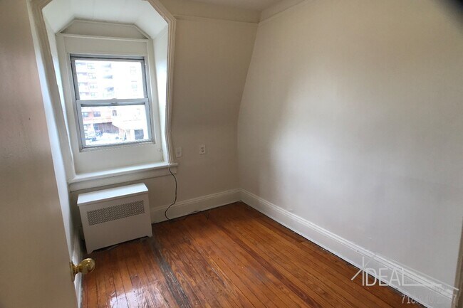 Foto del edificio - 285 9th Street #3R