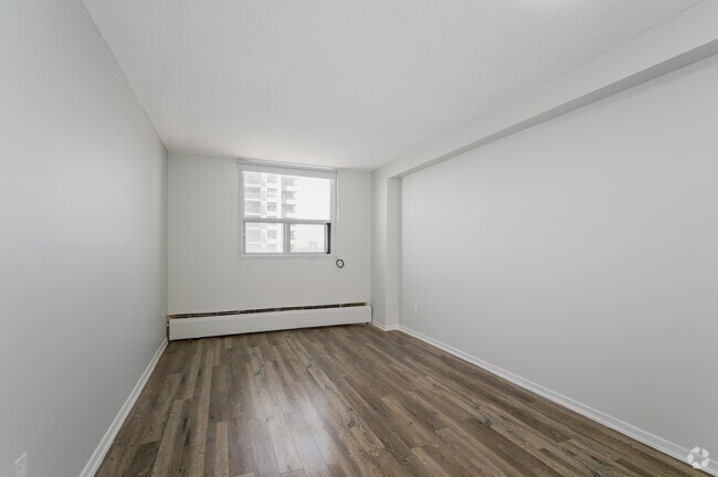 2BR, 1BA - 650SF - Living Room - 1011 Lansdowne Ave Apartments