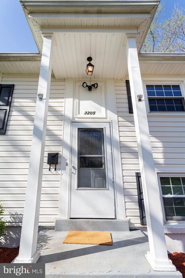 Building Photo - 3205 Berkley Ln