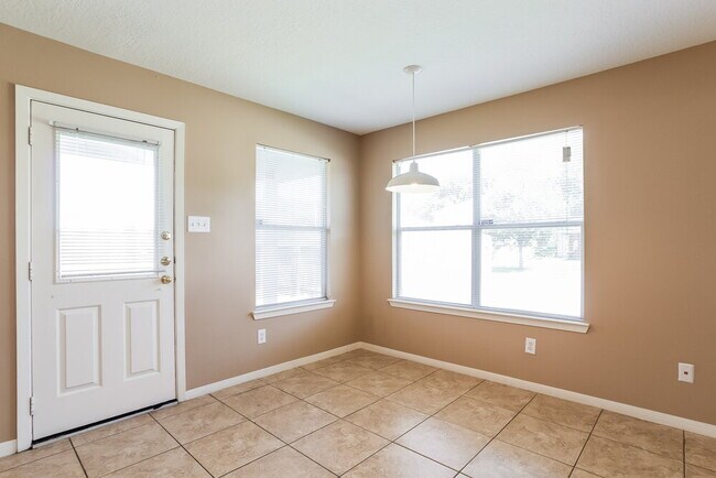 Building Photo - 2623 Merganser Ct