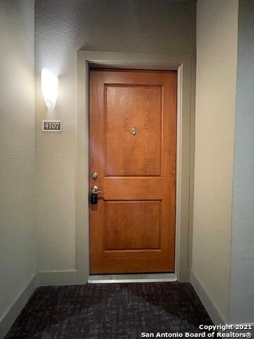 Foto del edificio - 7342 Oak Manor Dr