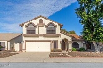 Building Photo - 4334 W Behrend Dr