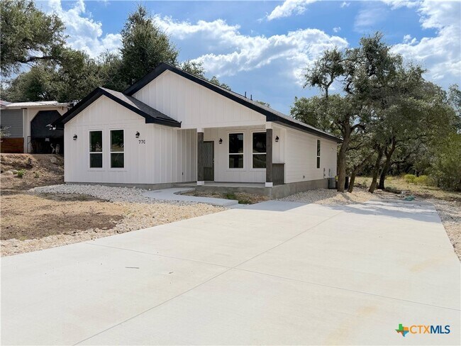 Building Photo - 770 Buck Run Pass