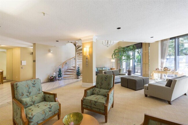 Foto del edificio - 5950 Pelican Bay Plaza S