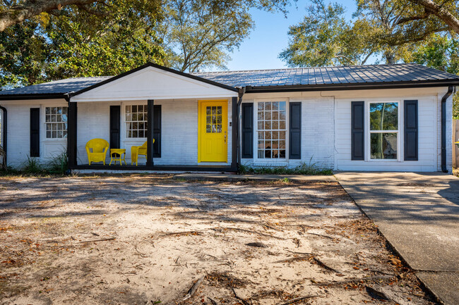 Building Photo - 301 Lula Belle Ln NW
