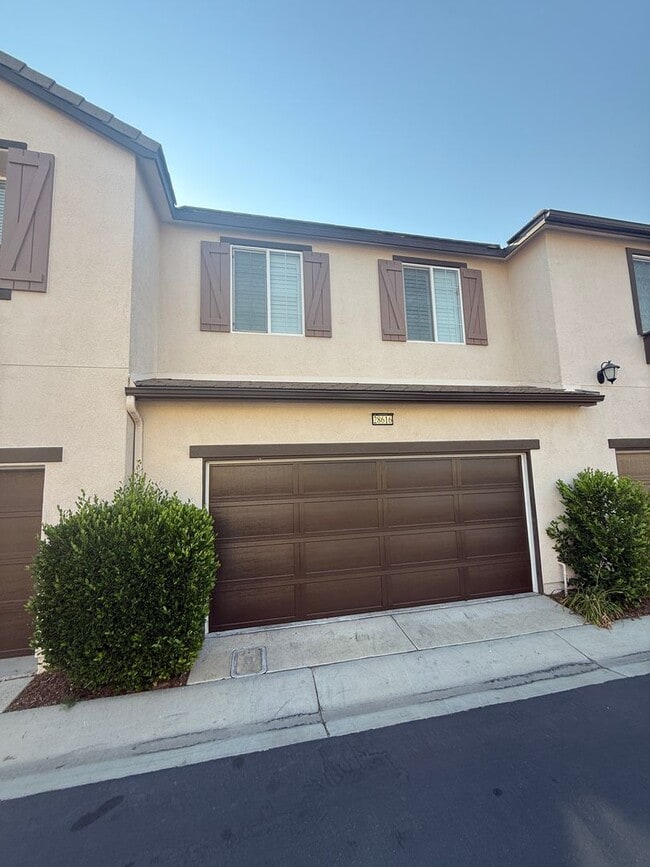 Building Photo - 28616 N Pietro Dr