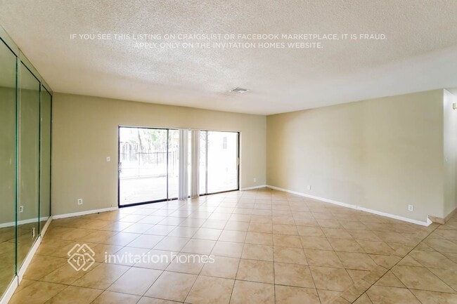 Building Photo - 5161 SW 19th St