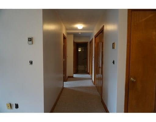 Building Photo - 20 Garfield Ave