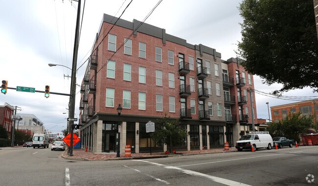 Building Photo - Eggleston Plaza