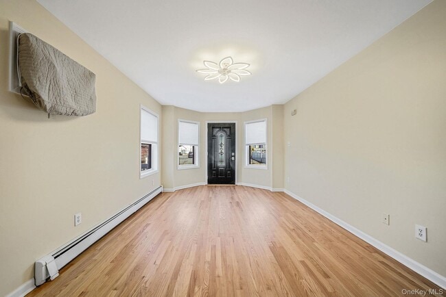 Building Photo - 272 E Harrison St