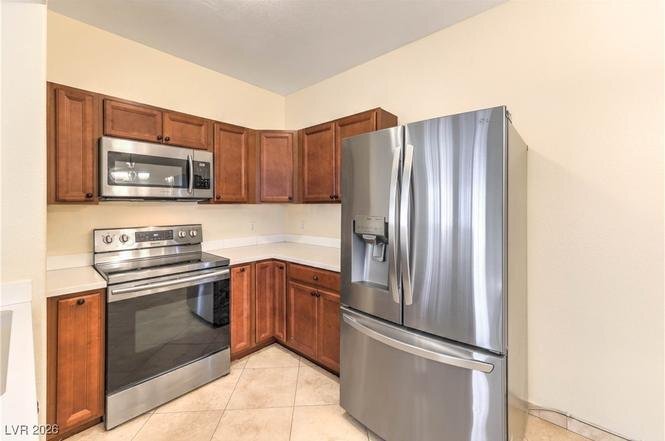 Foto del edificio - 2131 Hussium Hills St