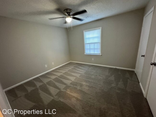 Building Photo - 2 br, 1.5 bath House - 4774 Old Lantern Way
