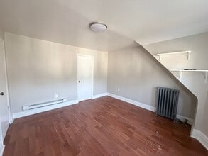 Building Photo - 106 N 16th St