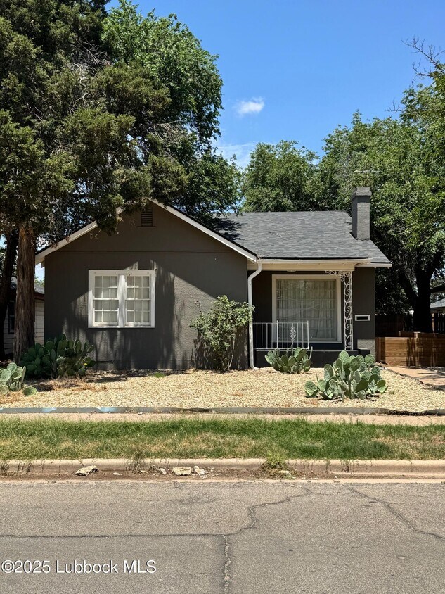 Foto principal - 1912 22nd St