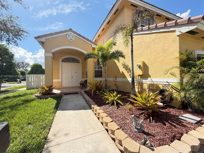 Building Photo - 5040 SW 150th Terrace