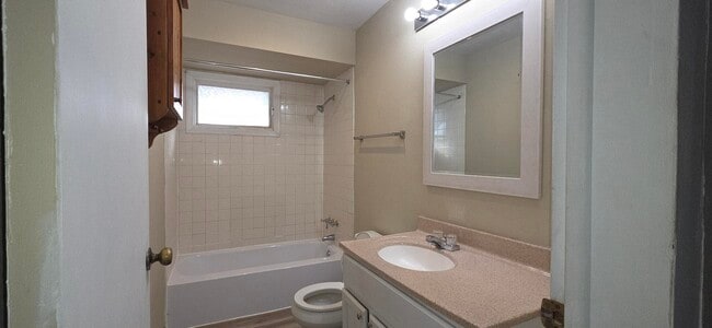 Foto del edificio - 217 S Cross St