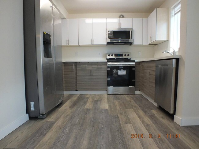 Foto del edificio - 12544 15th Ave NE