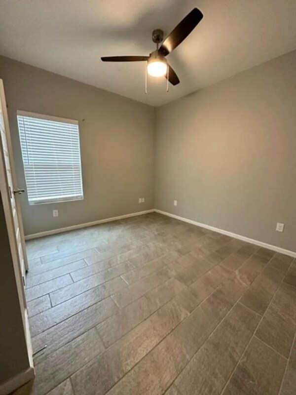 Building Photo - 909 W Sunset Valley St