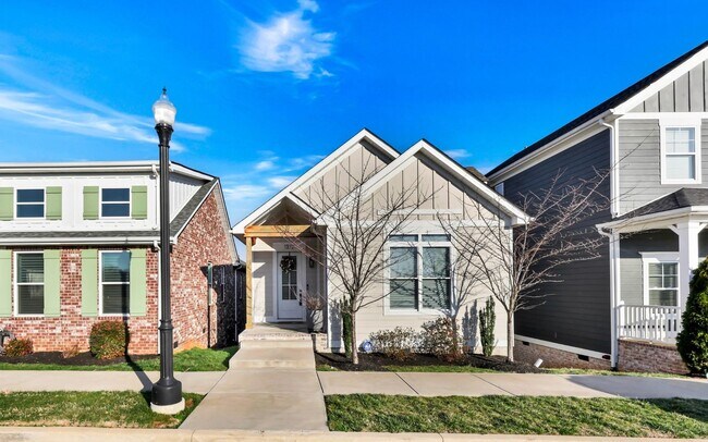 Foto del edificio - 1372 Hicks Edgen Rd