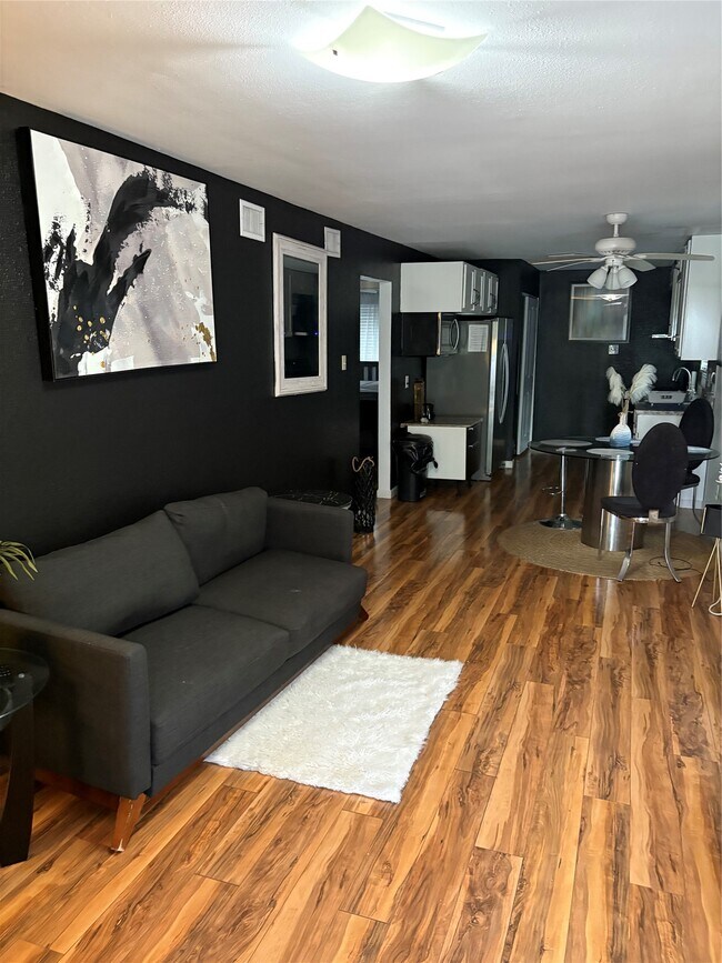 Foto del edificio - 2201 Nettleton St