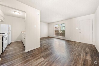 Building Photo - 2314 Parker Ln
