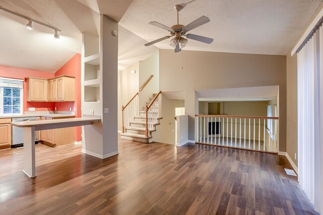 Building Photo - Great 3 Bedroom In A Great Location!!