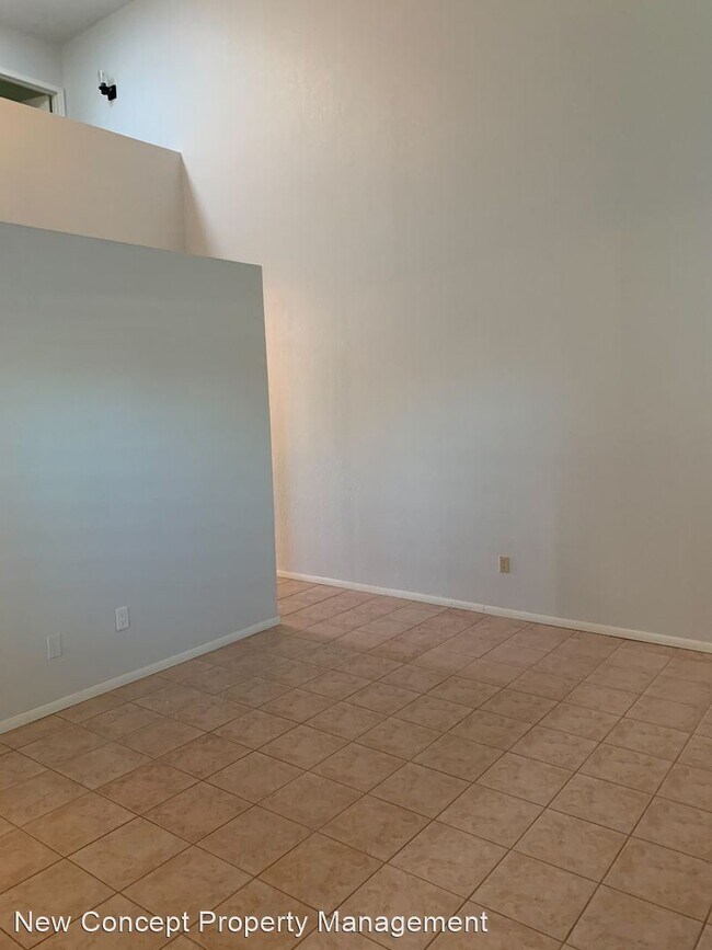 Building Photo - 9350 E Speedway Blvd