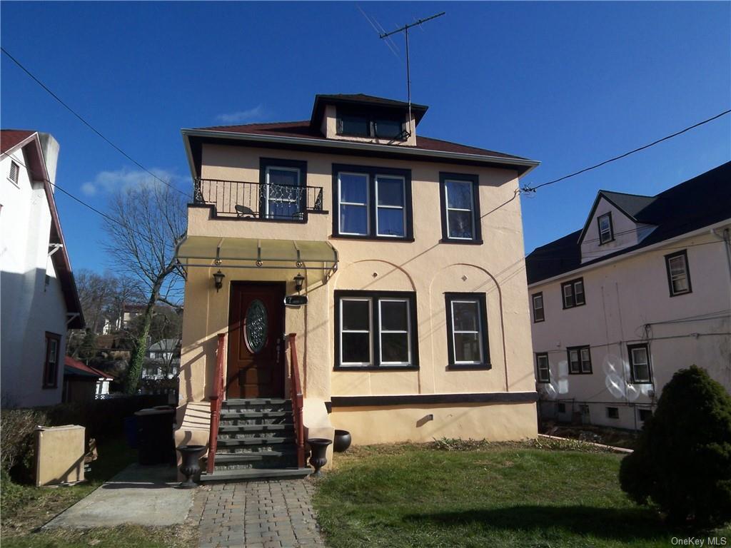 Primary Photo - 7 Willard Ave