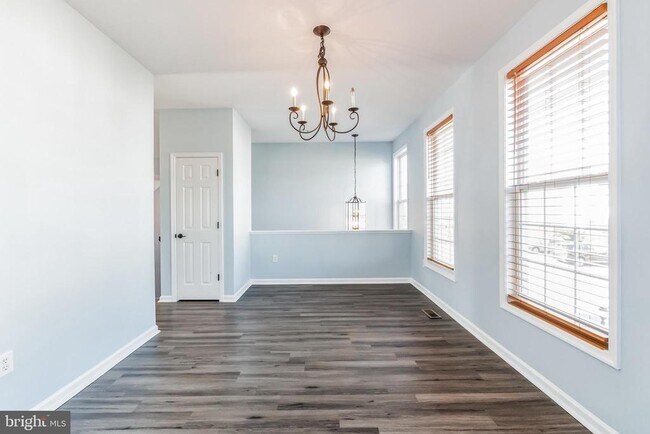 Foto del edificio - 10329 Bridle Ct