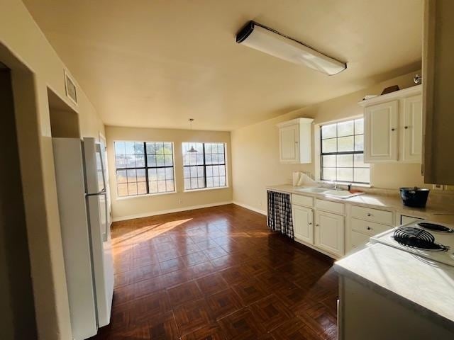 Building Photo - 613 Galveston St