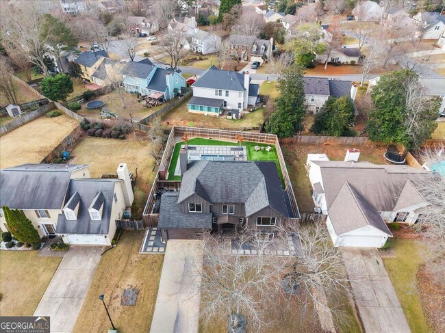 Building Photo - 425 Mikasa Dr