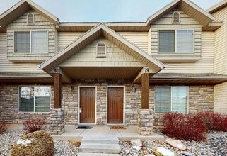 Building Photo - 340 1425 N St