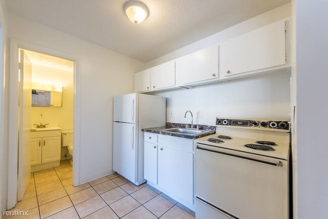 Foto del edificio - 1 br, 1 bath Apartment - Attache Apartments