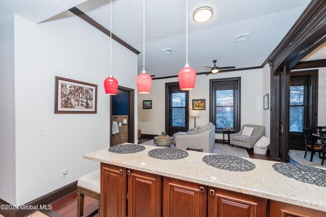 Building Photo - 1 Spring St