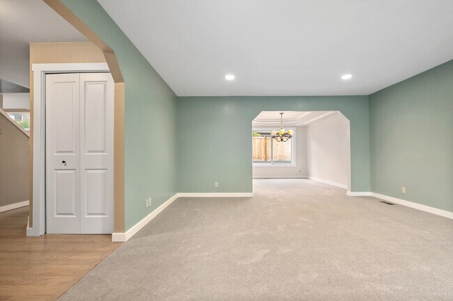 Foto del edificio - 16813 119th Plz NE