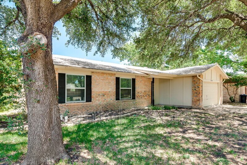 Primary Photo - 7113 Edinburg Dr