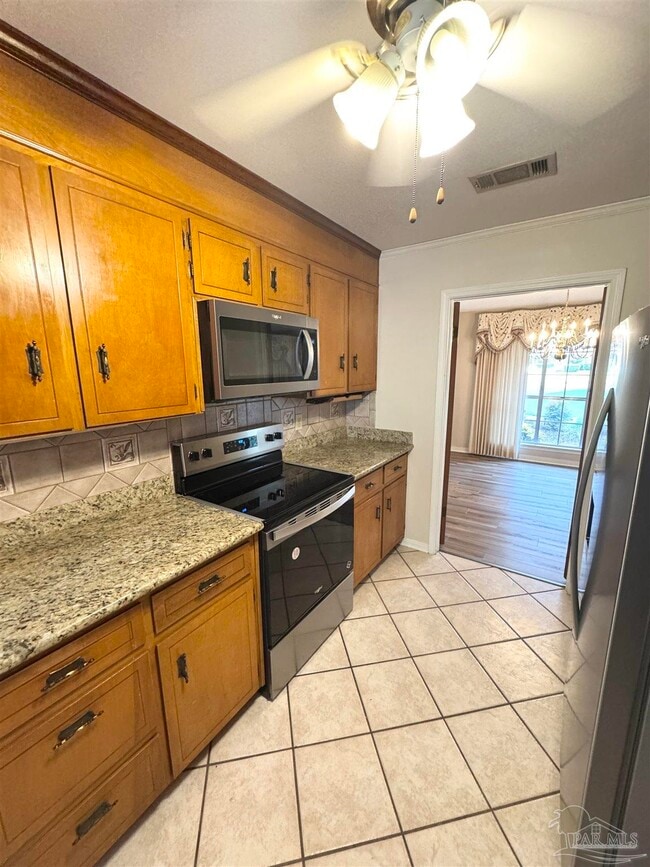 Building Photo - 6740 Bunker Hill Cir