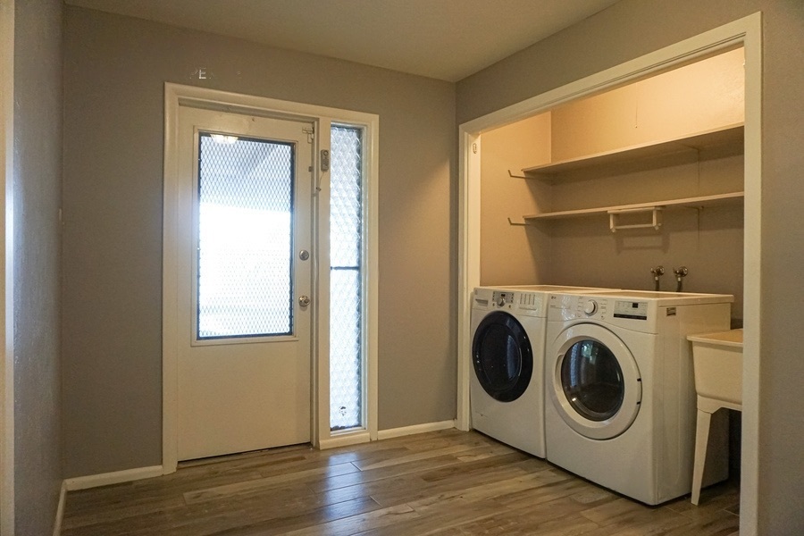 Foto principal - 103 E Palmcroft Dr