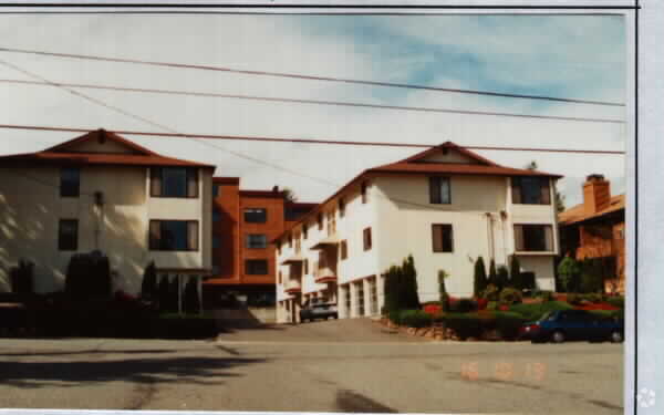 Primary Photo - Olive Trees Apartments