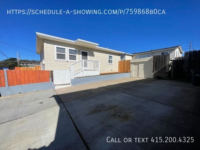 Building Photo - Spacious 2 Bedroom 1 Bath in Seaside