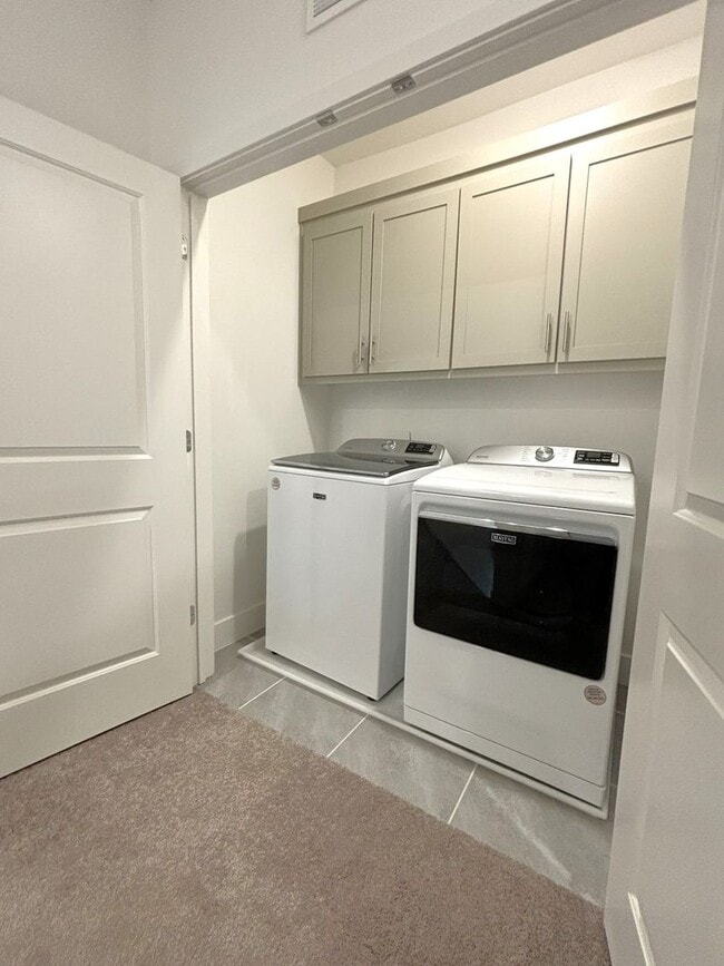 Building Photo - 412 Arc Ct