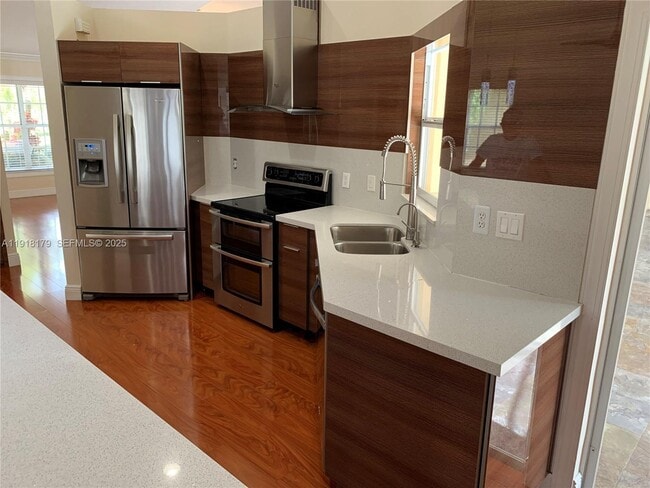 Foto del edificio - 804 Verona Lake Dr