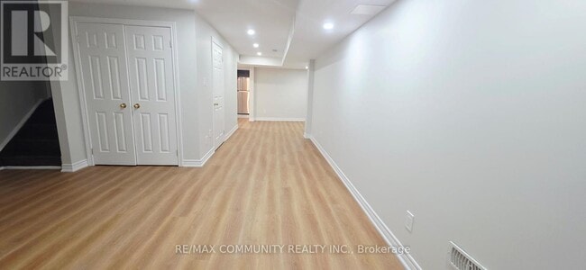 Building Photo - 55 Morland Crescent