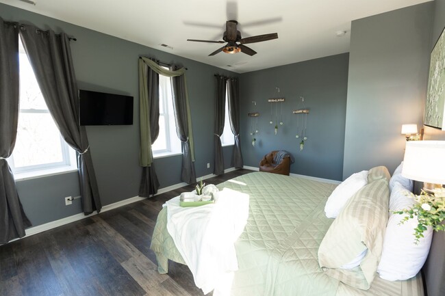 Foto del edificio - 1736 Nicholson Pl