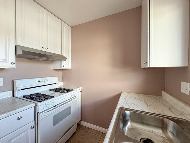 Foto del edificio - 6389 El Dorado Ave