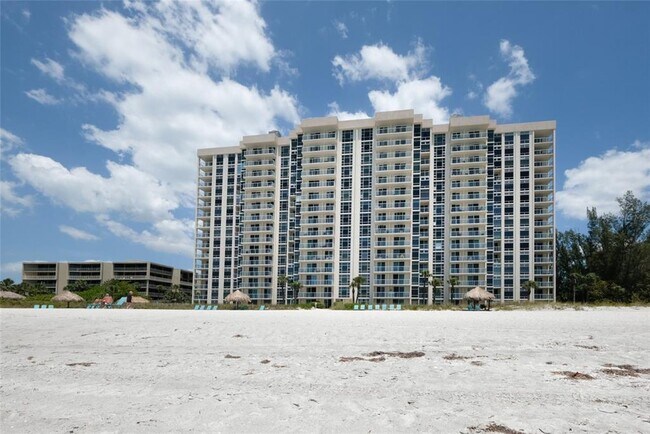 Foto del edificio - 2425 Gulf of Mexico Dr