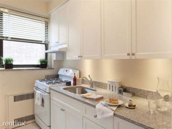 Building Photo - 1 bedroom in New York NY 10009