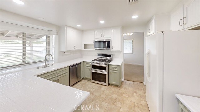 Building Photo - 28616 Golden Oak Ln