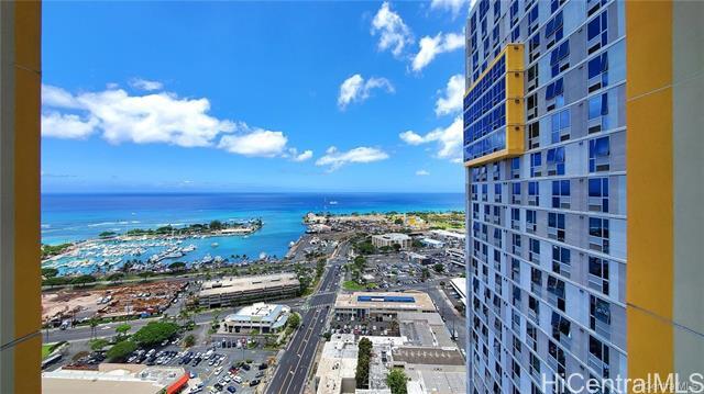 Building Photo - 988 Halekauwila St